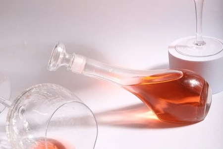 Staklena flaša 250mL sa bočnim postavljanjem-3