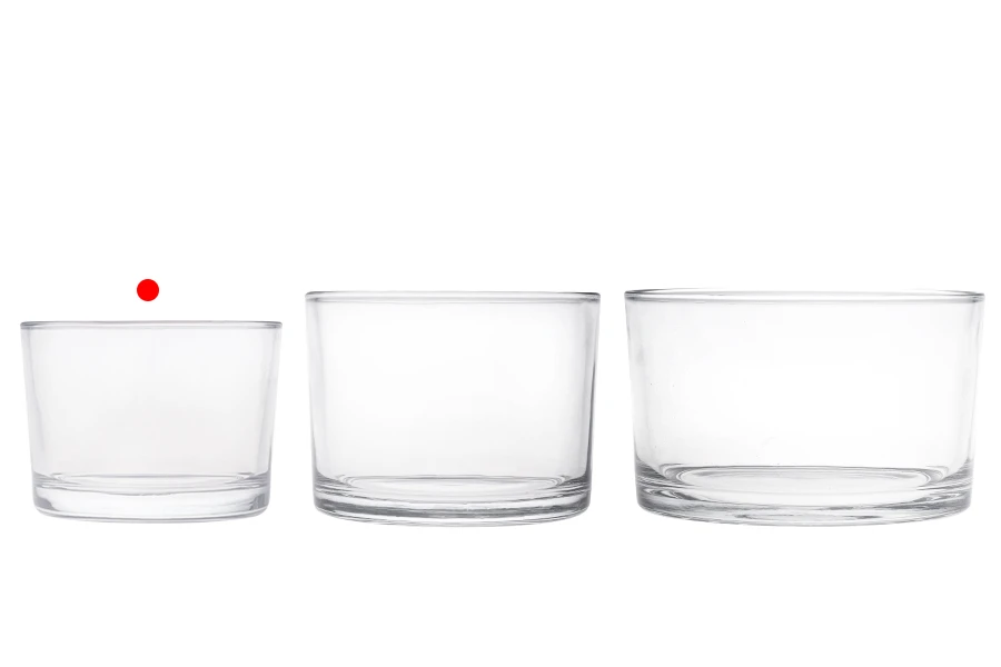 Staklena cilindrična posuda 190 mL (80x60 mm) Staklena cilindrična posuda 190 mL (80x60 mm)