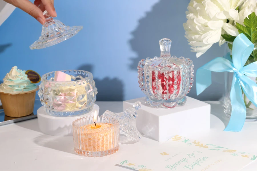 Dekorativna staklena fondanjera sa poklopcem - 85x107 mm-grupa_slika