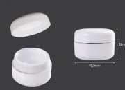 Plastična bela kutijica sa srebrnom linijom 10mL sa duplim dnom, međupoklopcem i zatvaračem - 12 kom Plastična bela kutijica sa srebrnom linijom 10mL sa duplim dnom, međupoklopcem i zatvaračem - 12 kom