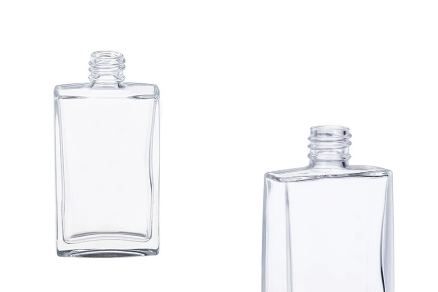 Staklena četvrtasta bočica za parfem 50mL, 18/415