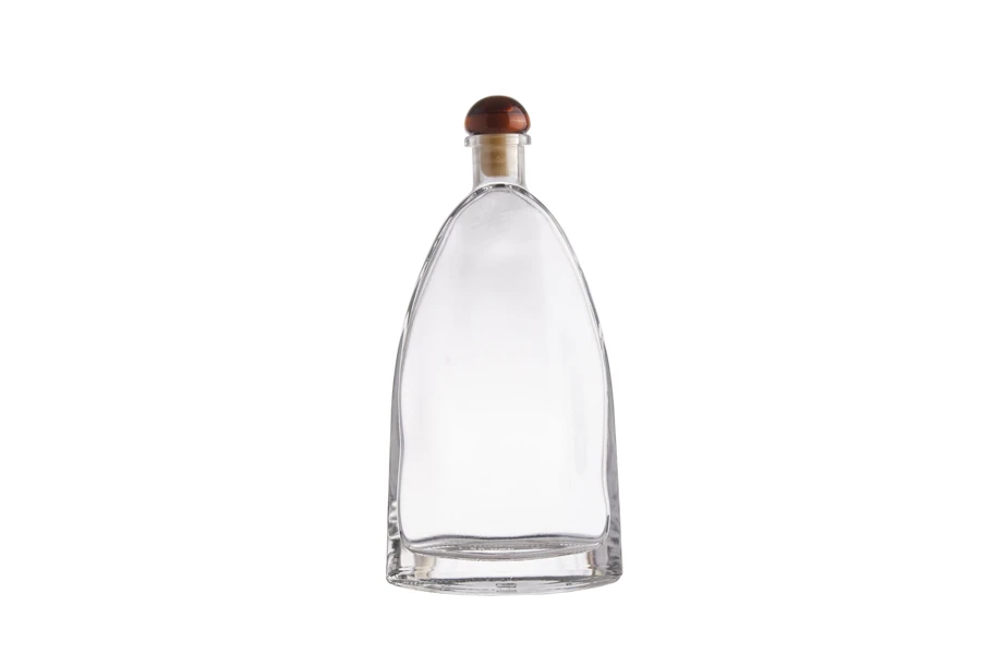 Staklena pljosnata flaša 500mL Staklena pljosnata flaša 500mL