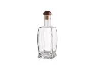 Lepa staklena četvrtasta flaša 500mL, F19 Lepa staklena četvrtasta flaša 500mL, F19