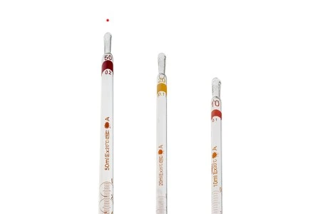Staklena pimpeta 50 ml sa kapacitetom-5
