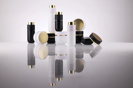 Staklena bočica 100mL sa zlatnom pumpicom za kreme-dimenzije_slike