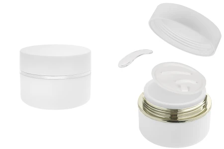 Plastična (PP) kutijica 50mL za kreme u beloj MAT boji sa belim MAT poklopcem, spatulom i plastičnim međupoklopcem-1