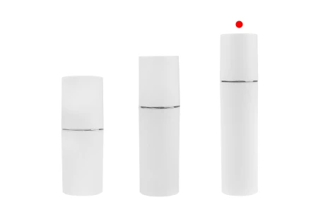 Bela MAT bočica od 100mL sa srebrnom ili zlatnom linijom, sa sprejom i belim MAT zatvaračem-grupa_slika