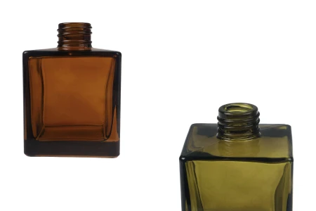 Četvrtasta staklena bočica 200 mL u karamel i maslinasto zelenoj boji, pogodna za osveživač prostora-1