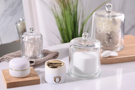 Dekorativna staklena fondanjera 120 mL sa zvono poklopcem-grupa_slika