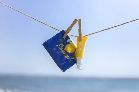 Plastična tubica od 20 mL u raznim mat bojama, sa belom pumpicom i providnim poklopcem-grupa_slika