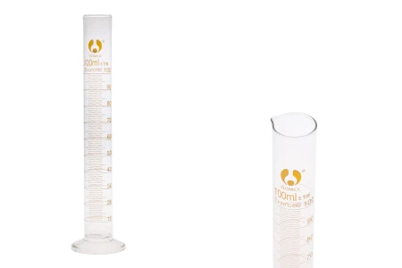 Staklena menzura 100mL-1