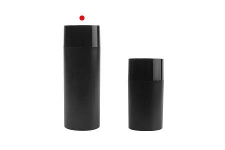Crna bočica 30 mL (44x122 mm) sa rupicama i poklopcem-5