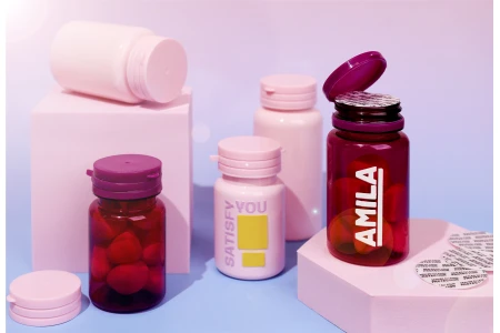 Plastična PET roze kutijica 150 mL sa sigurnosnim zatvaračem i zaptivkom za pilule i kapsule-grupa_slika