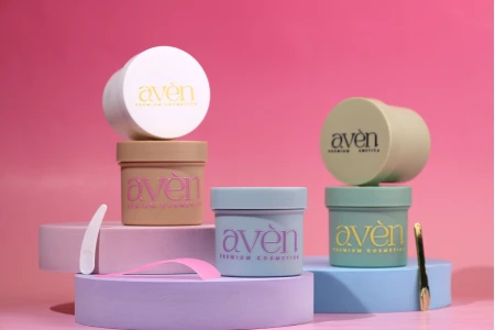 Plastična (PP) tegla 150 mL sa zatvaračem i zaptivkom u MAT bojama-grupa_slika