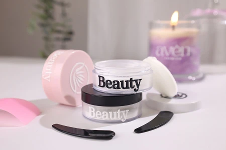 Roze akrilna teglica 8mL sa rešetkicom i sunđerom za puder, sa roze zatvaračem - 6 kom-grupa_slika