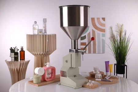 Ručna mašina za punjenje kremi i viskoznih tečnosti (100 mL)-grupa_slika