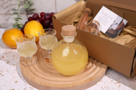 Providna staklena flaša 250mL sa silikonskim čepom sa drvenom glavom-grupa_slika