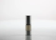 Airless plastična flašica 15mL za kreme sa aluminijumskom osnovom i zatvaračem u srebrnoj boji