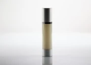 Airless plastična bočica 50mL za kreme sa aluminijumskom osnovom i zatvaračem u srebrnoj boji Airless plastična bočica 50mL za kreme sa aluminijumskom osnovom i zatvaračem u srebrnoj boji