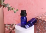 Plava staklena bočica za etarska ulja 10mL, sa grlom PP18 - bez zatvarača-slika_360