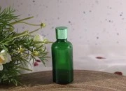 Zelena staklena bočica za etarska ulja 50mL, sa grlom PP18 - bez zatvarača-slika_360