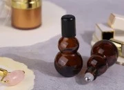 Staklena zaobljena braon bočica 30mL, za etarsko ulje (PP18)