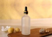 Providna staklena bočica od peskiranog stakla za etarska ulja 100mL, sa grlom PP18 - bez zatvarača
