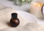 Peskirana okrugla braon staklena bočica 10mL, PP18 - bez zatvarača