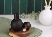 Peskirana okrugla braon staklena bočica 50mL, PP18 - bez zatvarača