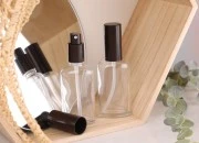 Staklena ovalna providna bočica za etarska ulja 50mL, sa grlom PP18-slika_360