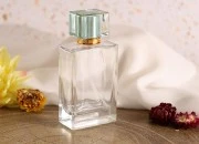 Staklena pravougaona bočica za parfem 100 mL (18/415)