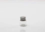 Staklena flašica 5mL sa aluminijumskim zatvaračem - 12 kom Staklena flašica 5mL sa aluminijumskim zatvaračem - 12 kom