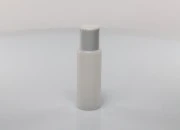 Plastična poluprovidna flašica od 100mL, sa ravnom kapalicom i zatvaračem u dve boje Plastična poluprovidna flašica od 100mL, sa ravnom kapalicom i zatvaračem u dve boje