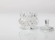 Dekorativna staklena fondanjera 140mL, sa poklopcem Dekorativna staklena fondanjera 140mL, sa poklopcem