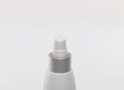 Aluminijumska srebrna pumpica PP24 za kreme i etarska ulja sa srebrnom linijom na zatvaraču Aluminijumska srebrna pumpica PP24 za kreme i etarska ulja sa srebrnom linijom na zatvaraču-slika_360