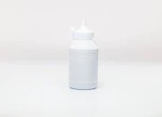 Plastična boca 300mL sa poklopcem za protok tečnosti Plastična boca 300mL sa poklopcem za protok tečnosti