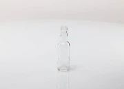 Staklena providna flašica 40mL sa grlom PP18 Staklena providna flašica 40mL sa grlom PP18