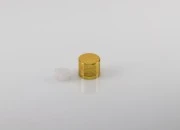 Plastični zatvarač PP18 sa aluminijumskim zlatnim premazom i unutrašnjom zaptivkom - 12 kom Plastični zatvarač PP18 sa aluminijumskim zlatnim premazom i unutrašnjom zaptivkom - 12 kom
