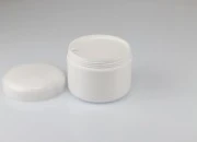Bela plastična kutija sa duplim dnom za kreme 300mL sa zatvaračem i međupoklopcem - 12 kom Bela plastična kutija sa duplim dnom za kreme 300mL sa zatvaračem i međupoklopcem - 12 kom