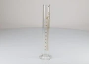 Staklena menzura 100mL Staklena menzura 100mL